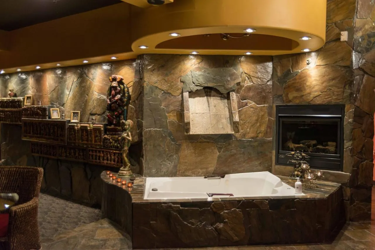 Mariaggi'S Theme Suite Hotel & Spa Winnipeg 4*,  Canada